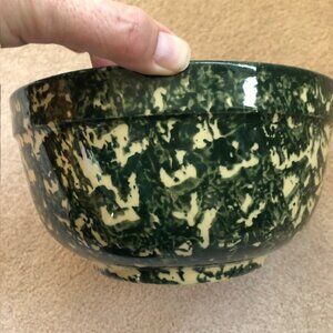 Brothers Potteries Spongewear Pottery 8" Bowl, Green Made in Canada, Norwich, ON